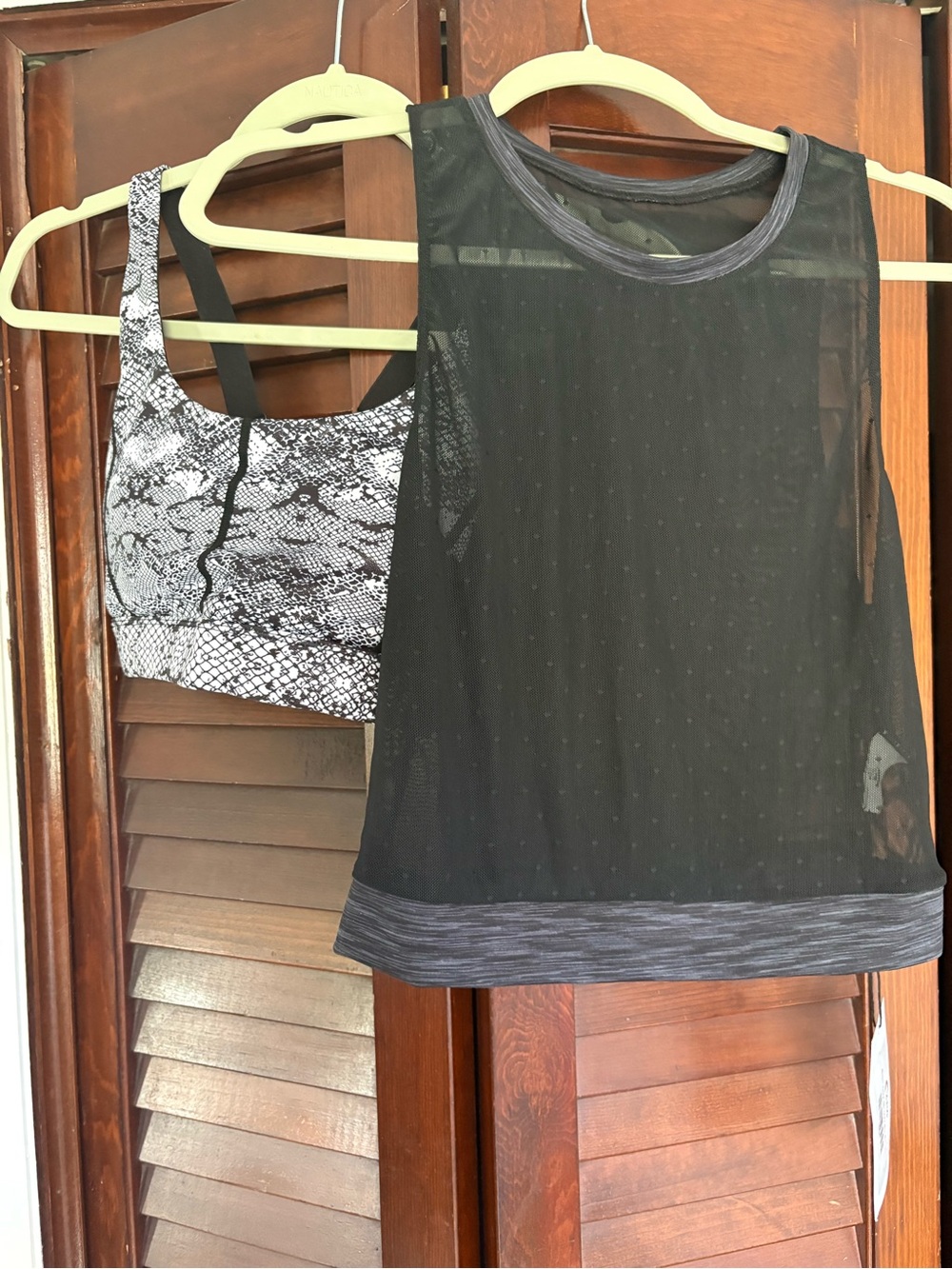 NWT Zyia Size L Black Mesh Crop Tank with Black & White Snakeskin Sports Bra